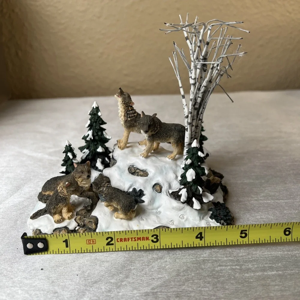 Vintage 1998 Department 56 Village Accessories Wolves In The Woods #52765 Boxed